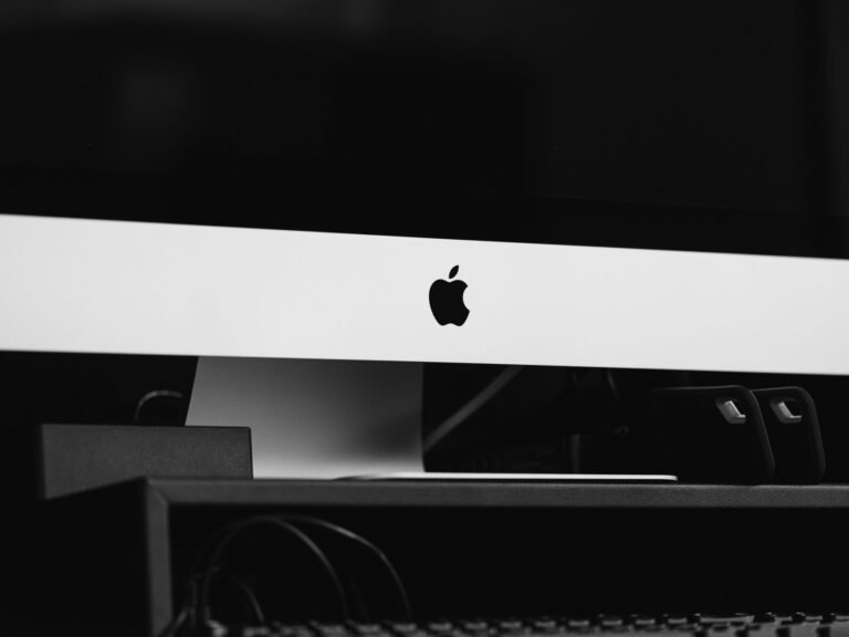 A clean product photo illustrating standing desk converter.